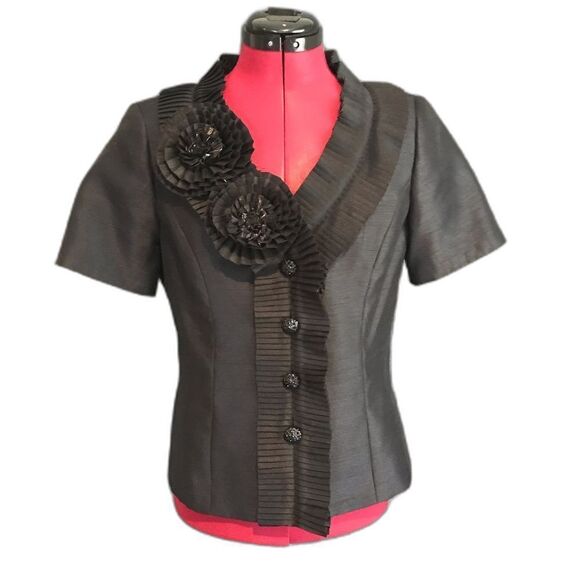 Kasper Blazer Women's Size 4 Black Floral Accents Short Sleeves Ruffles - Picture 8 of 8